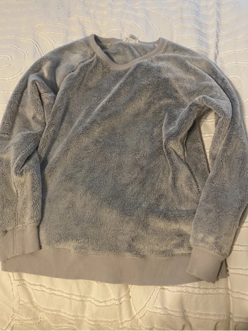 Republic Size Medium Pull Over